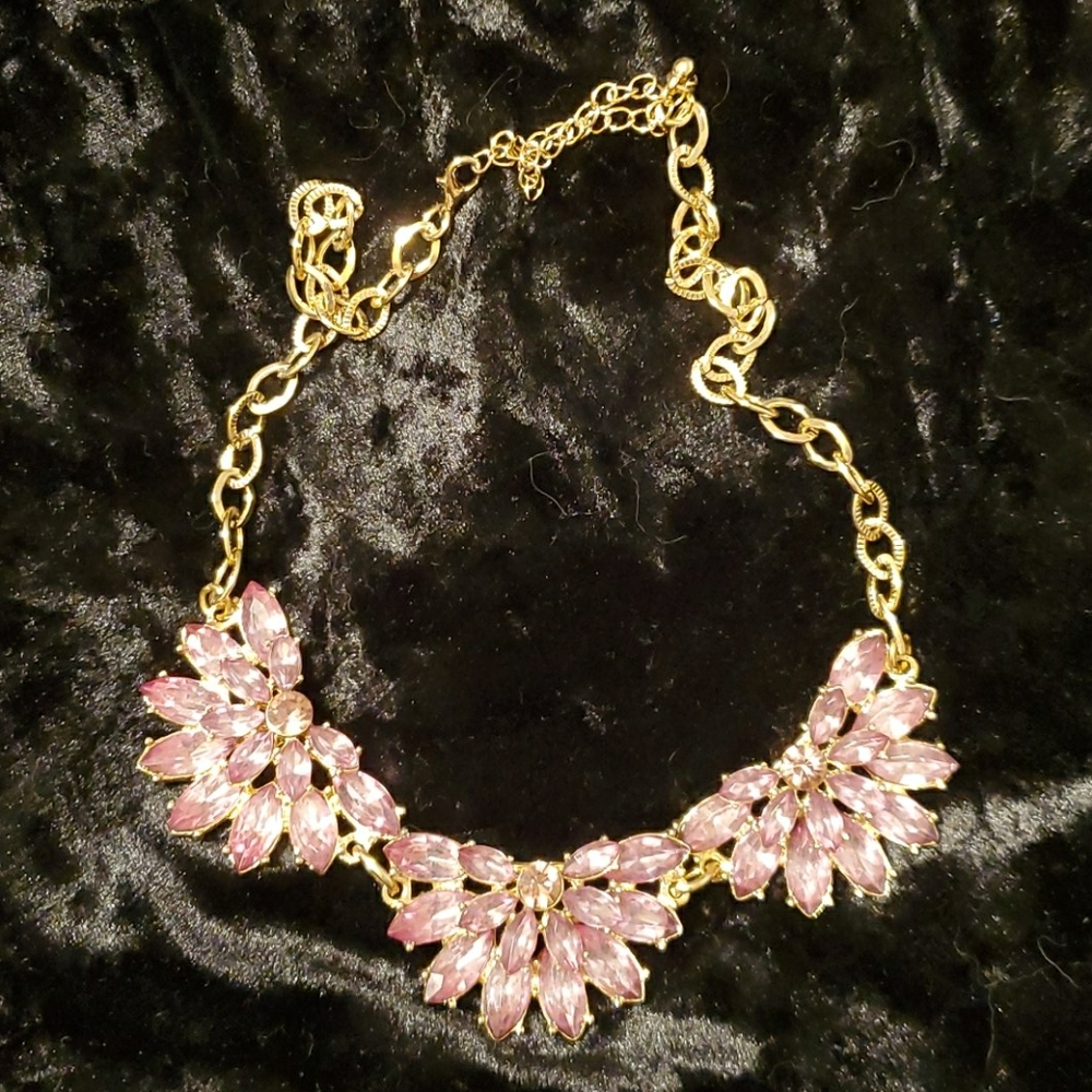 Pink jewel necklace